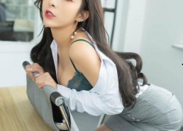 久久国产美女,久久之韵，魅力无限